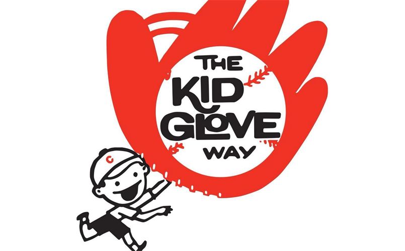 2025 Reds Kids Glove Information 